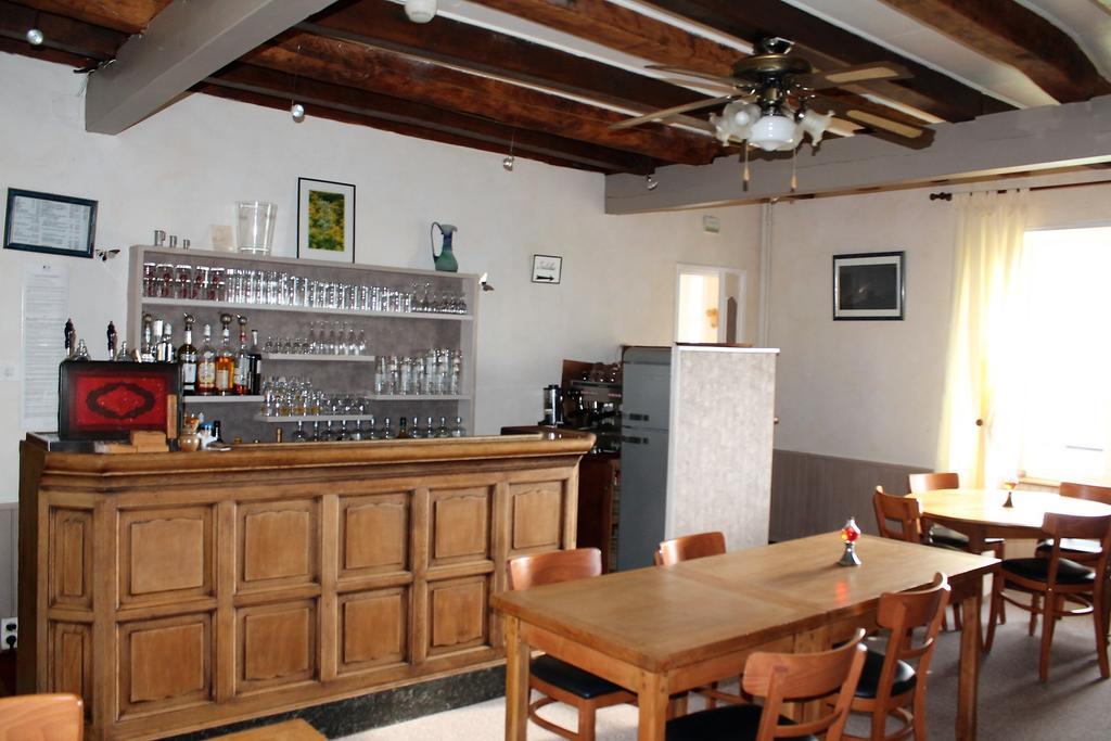 Auberge Hotel De Tournemire - Cantal Exteriér fotografie